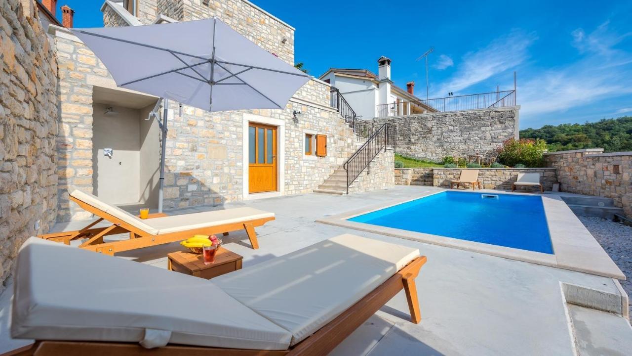 Villa Beram Екстериор снимка