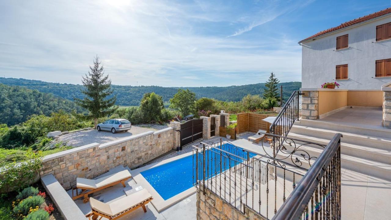 Villa Beram Екстериор снимка