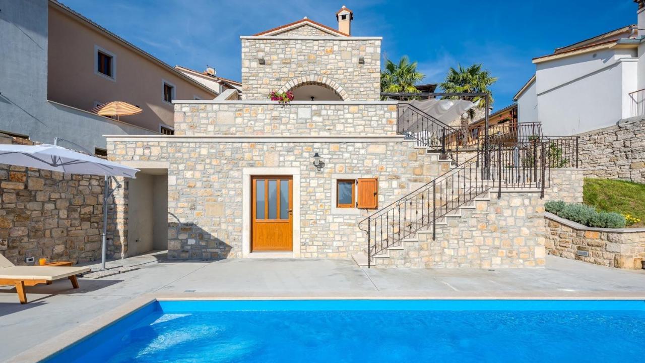 Villa Beram Екстериор снимка